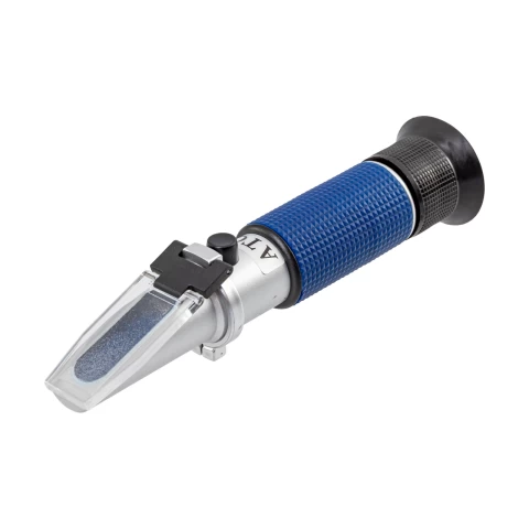 Рефрактометър за измерване на качеството на коластрата