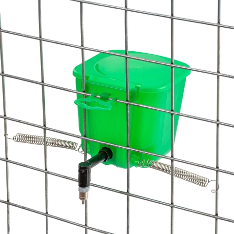 Поилка за зайци, зелена, 500 мл