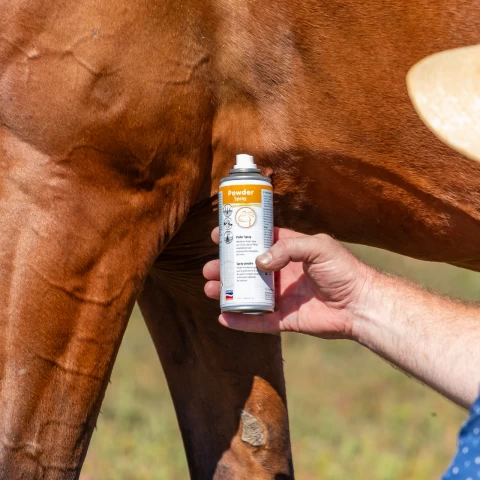 Спрей пудра - защита и грижа за чувствителната кожа на животните, 200 мл