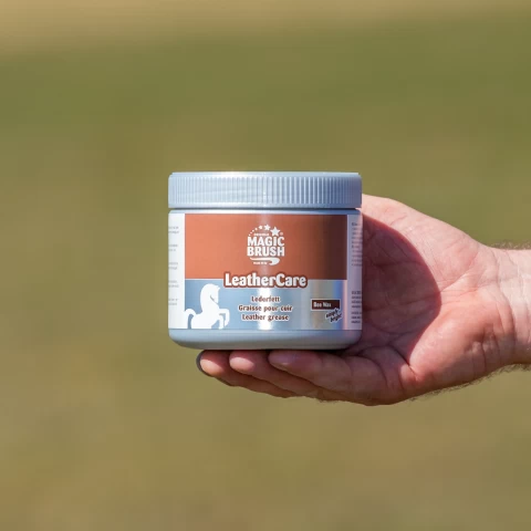 Вакса за кожа, MagicBrush, 450 мл