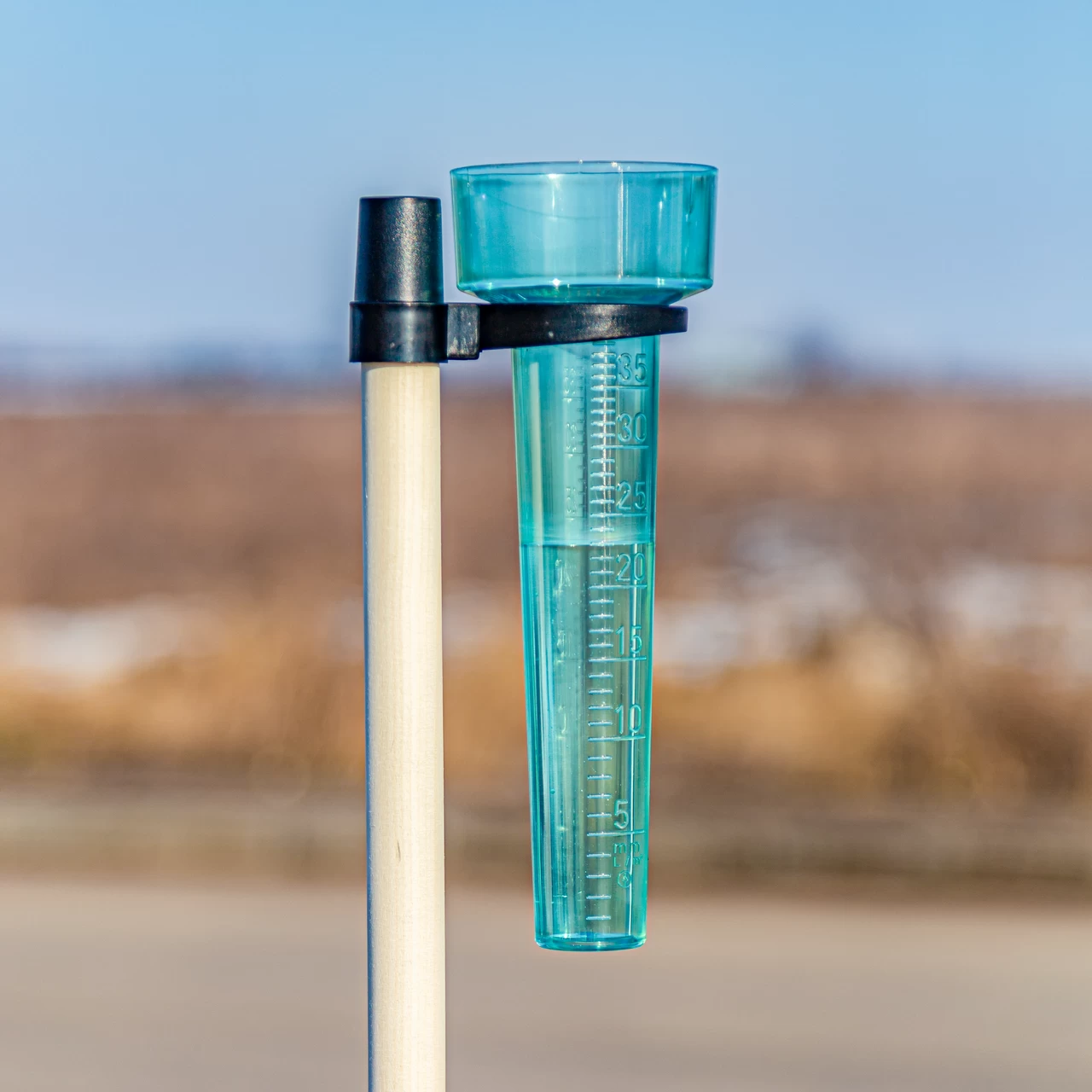 Дъждомер, 40 л/м², разграфен на по 1 мл