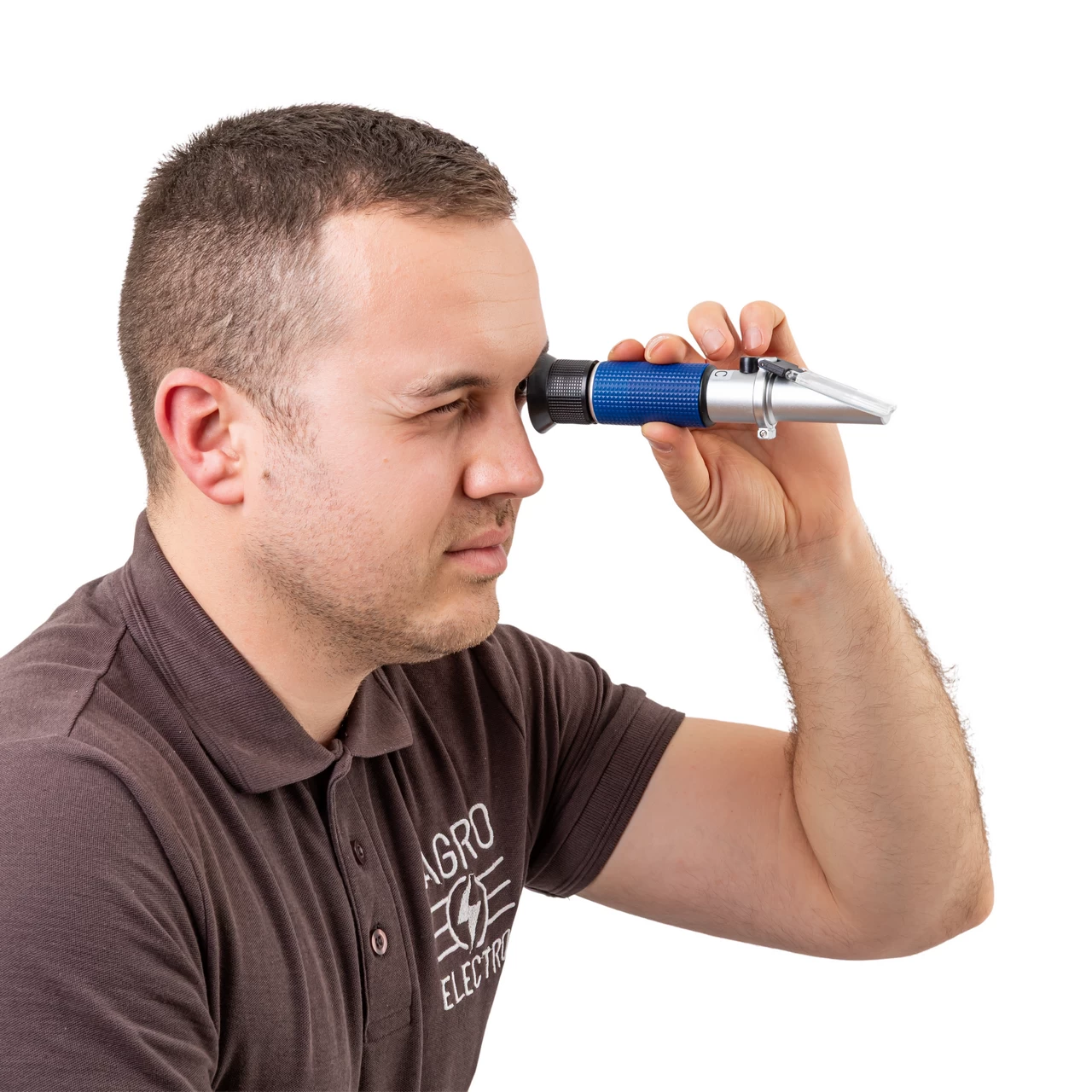 Рефрактометър за измерване на качеството на коластрата