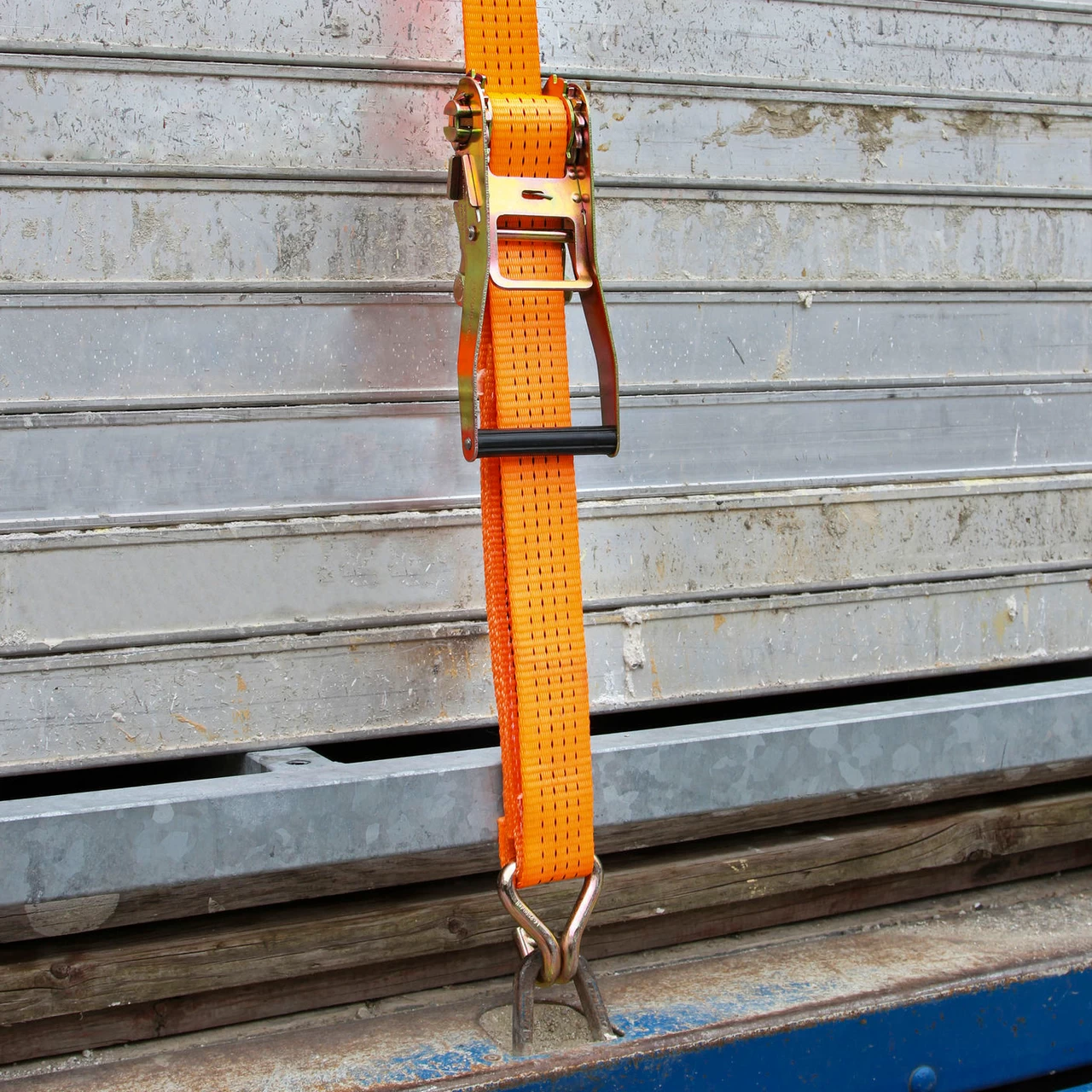 Колан за укрепване на товари с тресчотка, оранжев, 4000 кг, 50 мм × 10 м