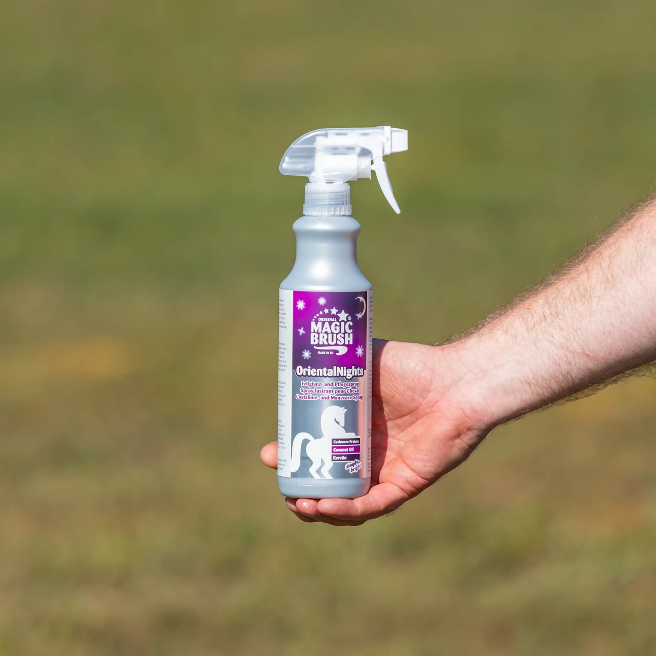 Спрей за грижа за гривата, аромат Oriental Nights, MagicBrush, 500 мл