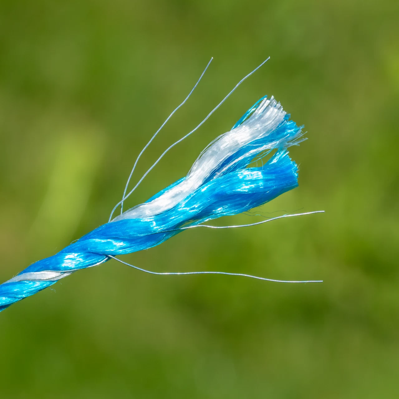 Въже за елекропастир - 1000 м - 330 кг - 0,65 Ω/м