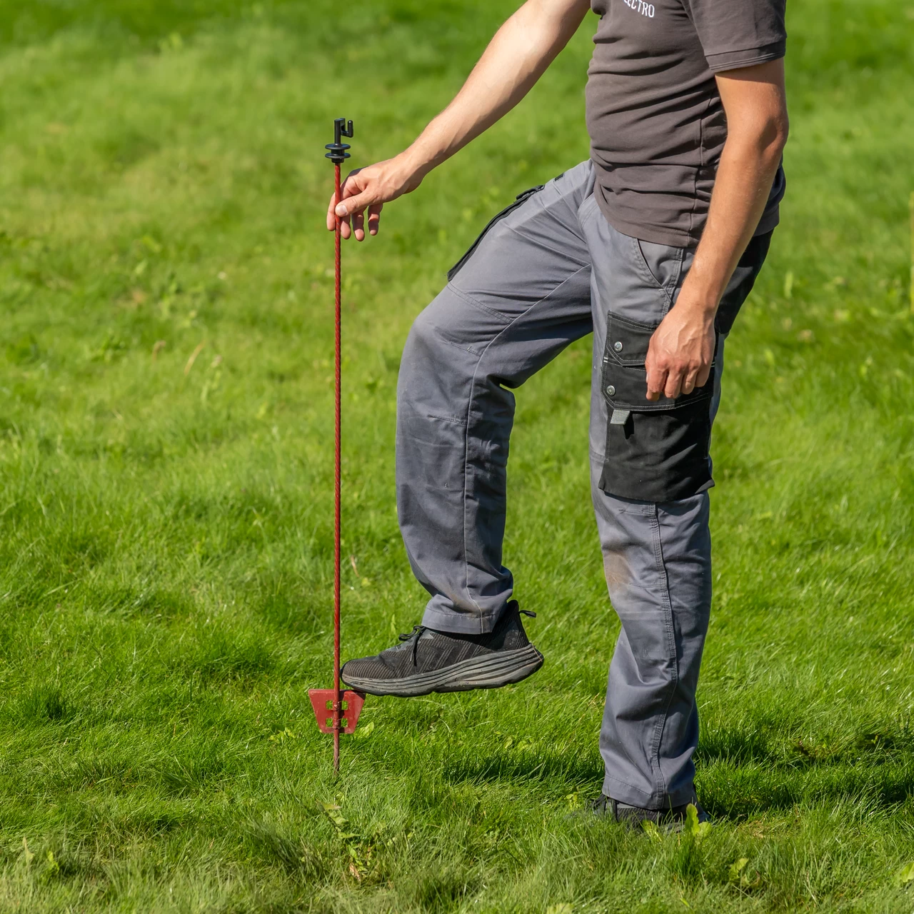 Стоманено колче за електрическа ограда, Ø8 мм × 107 см