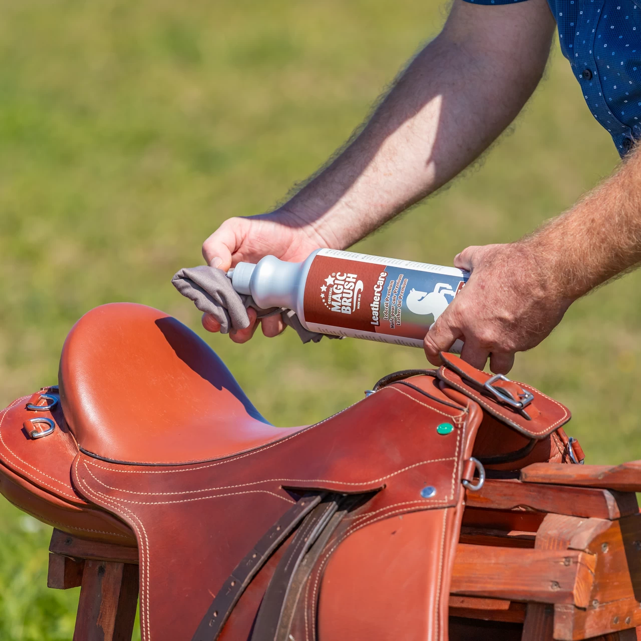 Масло за кожа, MagicBrush, 1000 мл